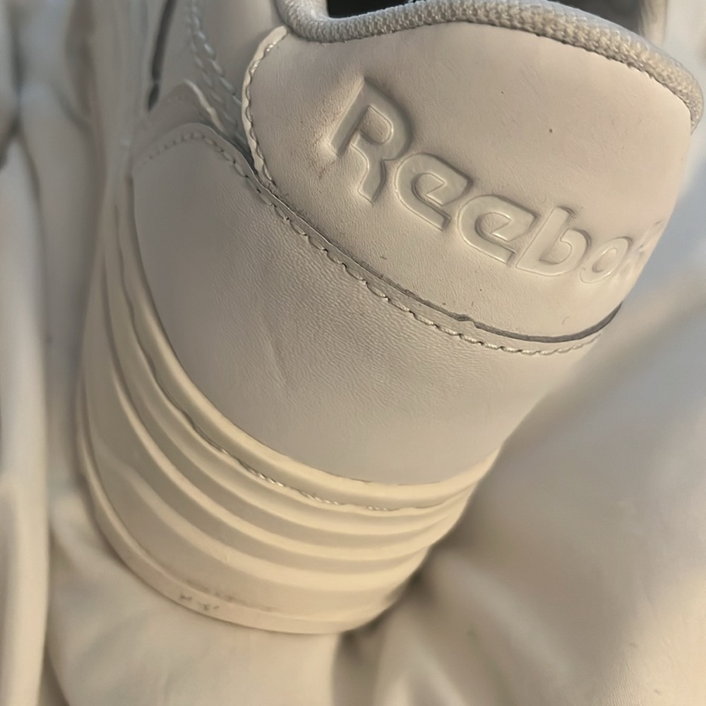 Reeboks - Picture 3 of 3